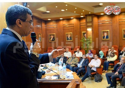 الجلسة التحضيرية الثانية لمؤتمر جامعة القاهرة وأخبار اليوم 8 مايو