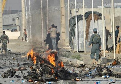 مصرع 18 أفغانيا بانفجارين