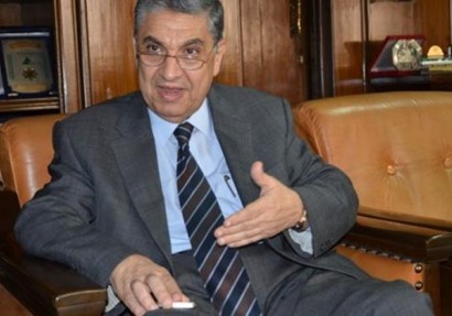 وزير الكهرباء والطاقة المتجددة د.محمد شاكر 