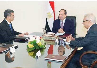 الرئيس عبدالفتاح السيسي ورؤساء تحرير الصحف القومية
