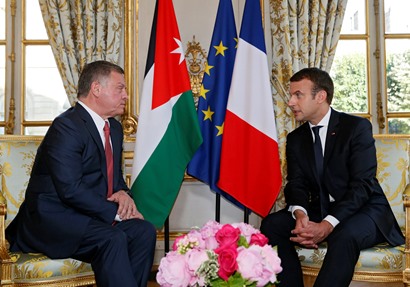  الرئيس الفرنسي ايمانويل ماكرون والملك عبد الله الثاني