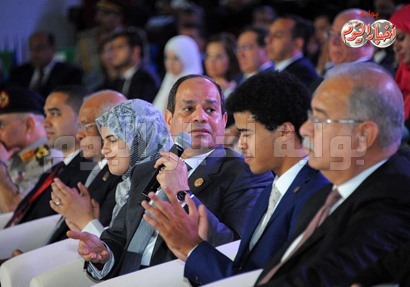 الرئيس يشارك فى جلسة بعنوان رؤية مصر 2030