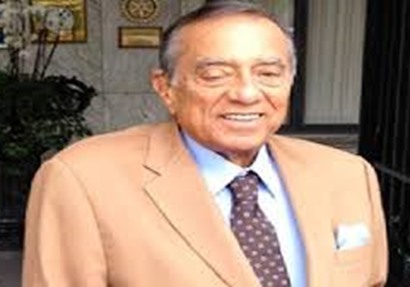 رجل الأعمال حسين سالم 