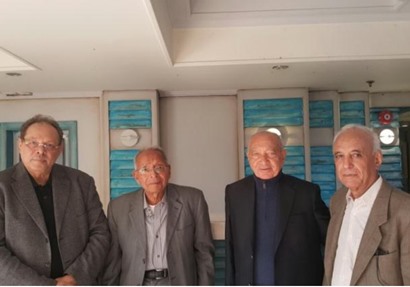 صورة تجمع الرئيس اليمني الاسبق مع د. رفعت السعيد وآخرين