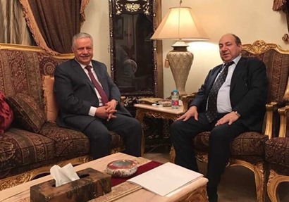 سفير مصر باليمن خلال لقائه مع محافظ عدن