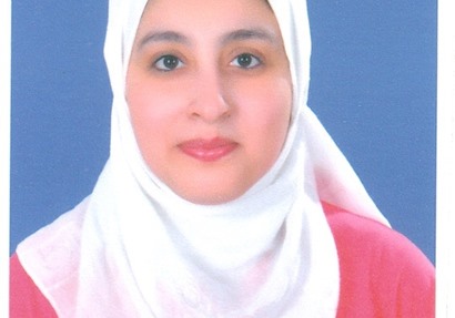 الكاتبة علا سمير الشربيني