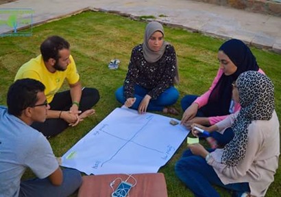  فريق »hikers« الذي يضم مجموعة من الطلاب بجامعة القاهرة