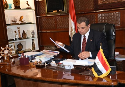  وزير القوي العاملة، محمد سعفان 