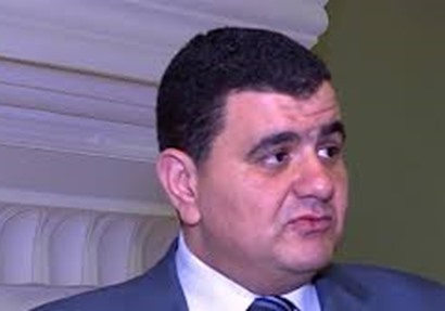 الدكتور أحمد الشوكى رئيس مجلس إدارة الهيئة العامة لدار الكتب