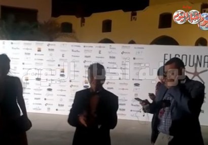 مدير مهرجان الجونة يصالح الصحفيين : ستحضرون الختام وكثرة الضيوف سبب الأزمه