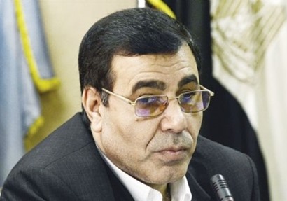 عبد الفتاح إبراهيم رئيس نقابة العامة لعمال الغزل والنسيج