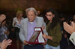 سوسن بدر وحسن يوسف يشاركان في توزيع جوائز "المسرح النسوي"