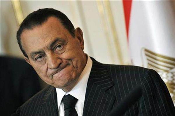 «فريد الديب» يكشف حقيقة إلغاء التحفظ على أموال مبارك في سويسرا