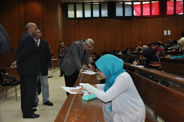 ضبط 25 حالة غش في أول أيام امتحانات جامعة المنيا
