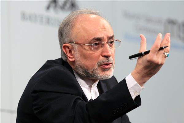 إيران تهدد بإعادة النظر في التعاون مع وكالة الطاقة الذرية