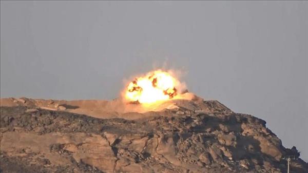 مقتل سوري وإصابة 32 في قصف صاروخي ببلدة حدودية مع تركيا