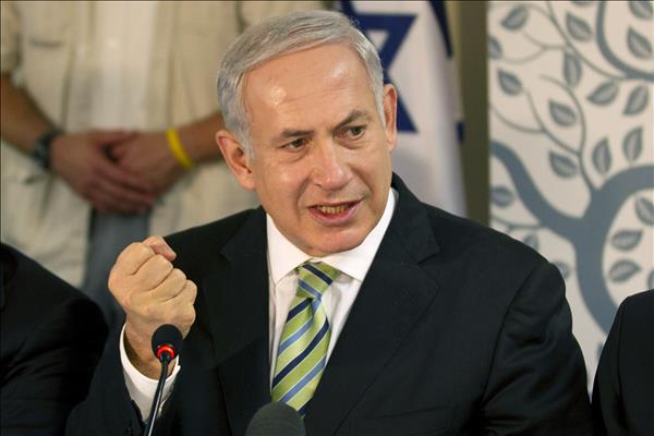 نتنياهو يدعو الرئيس الفلسطيني إلى التعاون مع الأمريكيين