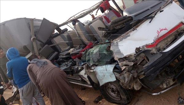 مصرع 3 وإصابة 6 في حادث تصادم أعلى وصلة دهشور بـ6 أكتوبر |صور