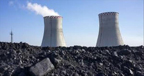 خبير يكشف مخاطر توليد الكهرباء من الفحم