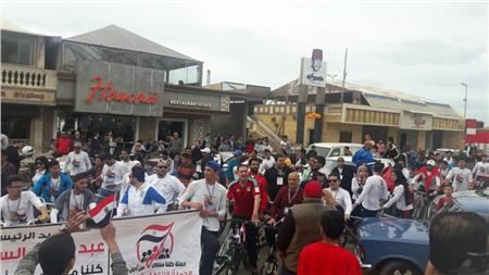 ماراثون دراجات لتأييد الرئيس السيسي بدمياط| فيديو وصور 