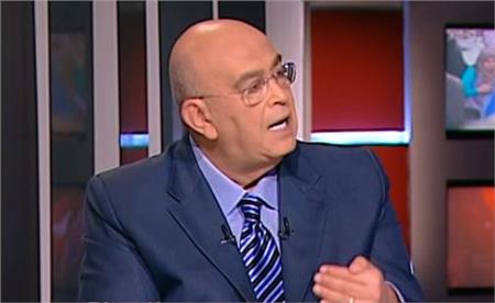 فيديو| عماد أديب: أهتم بأهداف «صلاح» أكثر من لائحة المجلس الأعلى للصحافة