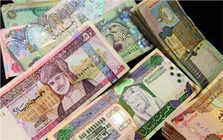 تعرف على «أسعار العملات العربية» في البنوك