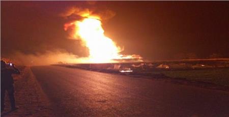 «البترول»: السيطرة على حريق خط أنابيب «شقير السويس»