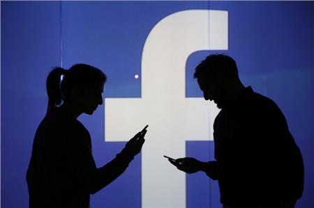 قرار هام من فيسبوك بشأن حذف المنشورات