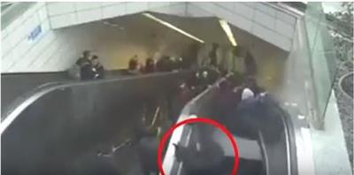 فيديو| لحظة ابتلاع «سلم متحرك» لرجل في إسطنبول