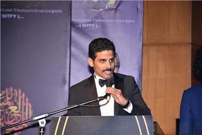 حمدي الميرغني يحصل على جائزة شخصية العام المسرحية بشرم الشيخ