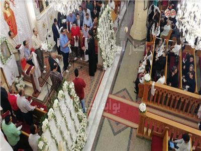 فيديو وصور| تكريم أسر الشهداء في الذكرى الأولى لحادث كنيسة مارجرجس بطنطا