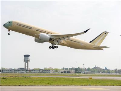 إيرباص: اكتمال الرحلة الأولى لطراز A350 ذات المدى التشغيلي الطويل