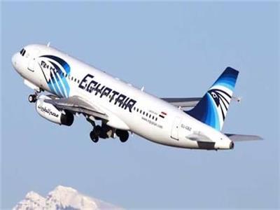 تفاصيل رحلة مصر للطيران لمطار الملك خالد أثناء التقلبات الجوية 