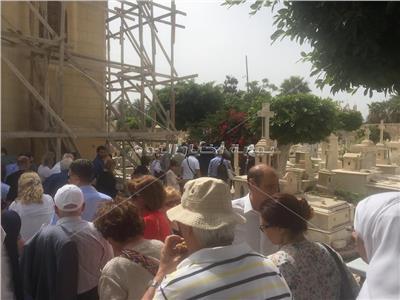 وصول الجالية اليونانية «المقابر القديمة» بالإسكندرية |صور