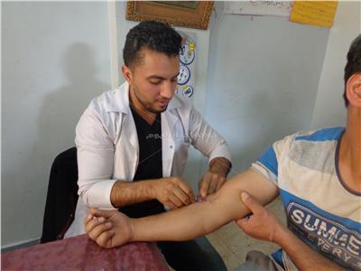 قوافل طبية لجامعة المنوفية تحصر مصابي «فيروس سي» بقرية سلكا
