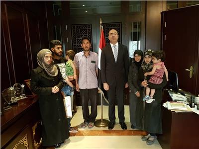 سفارة مصر في دمشق تنجح في إخراج محتجزين مصريين من الغوطة 