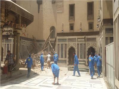 سقوط جزء من سقف مسجد أثري بالسيدة زينب دون خسائر في الأرواح