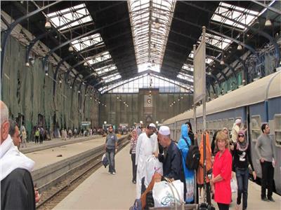 تفاصيل تعطل قطار «القاهرة-دمياط» لمدة ساعة ونصف في شبرا 