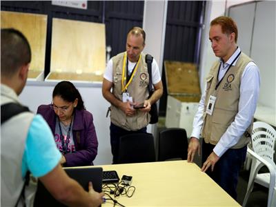 كولومبيا تصوت في جولة الإعادة للانتخابات الرئاسية