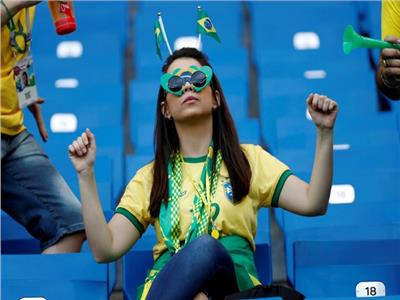 روسيا 2018| جميلات البرازيل تؤازرن السامبا بملعب «روستوف أرينا»
