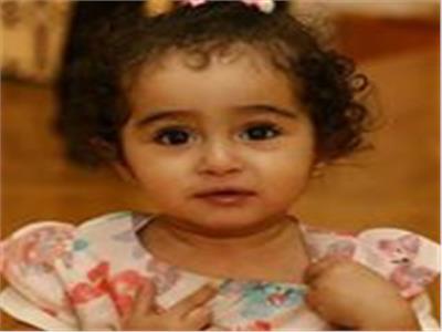 300 مثقف يطالبون عادل السيوي بإجراء تحليل DNA بقضية الطفلة «ديالا»