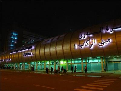 مصدر بمطار القاهرة: تعليق بعض الرحلات كـ«إجراء تأميني»
