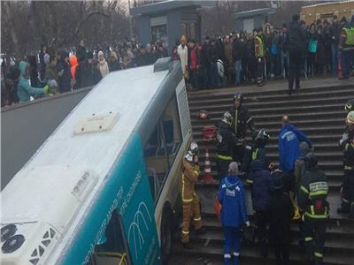 إصابة 16شخصا في حادث انقلاب حافلة بموسكو 
