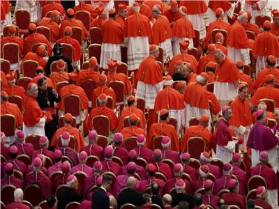 استقالة كبير أساقفة الفاتيكان بسبب تستره على انتهاكات جنسية بحق الأطفال