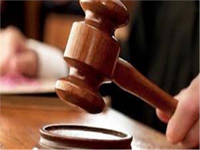 تأجيل محاكمة ٤ متهمين بالتزوير للاستيلاء على شهادة ائتمان لـ١٥ أكتوبر