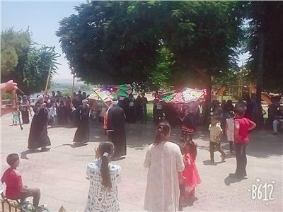 فرقة الفنون الشعبية بقصر ثقافة المنيا تحتفل بثالث أيام العيد