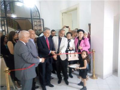 افتتاح معرض «فن وسلام» بمكتبة مصر العامة