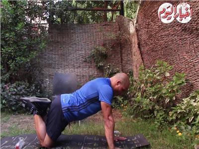 بالفيديو| تمارين رياضية للتخلص من ترهل الثدي عند الرجال