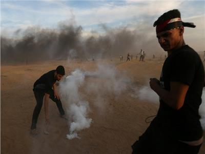  الصحة: استشهاد فلسطينيين اثنين بنيران إسرائيلية في احتجاجات في غزة