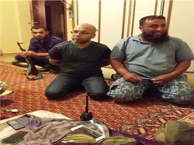 الهارب «صفوت زيدان» حارس «هشام عشماوي» في قبضة الجيش الليبي
